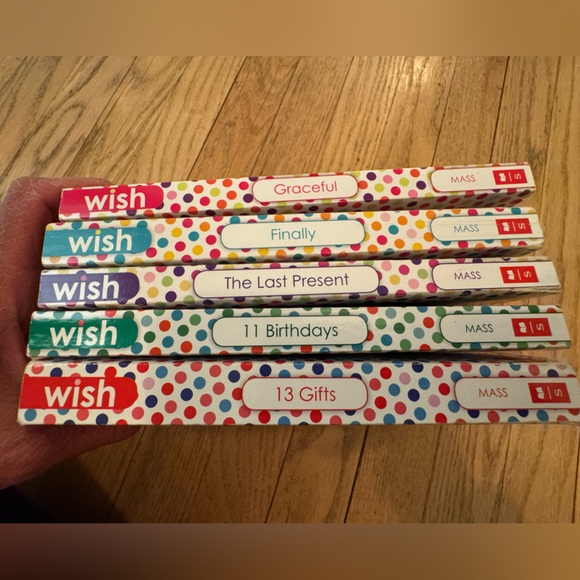 Set of 5 Wendy Mass books - Graceful, Finally, The Last Present … - Picture 4 of 4